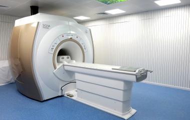 GE Optima 520 CT